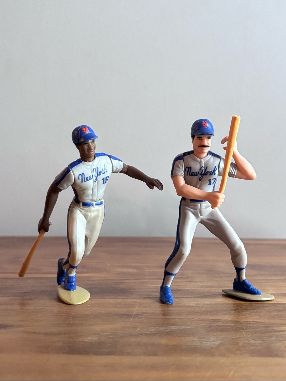 Vintage 1988 Kenner Starting Lineup NY Mets Lot - Strawberry & Hernandez Figures
